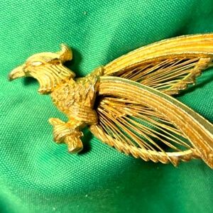 Vintage Capri Rare Gold Tone Eagle Brooch Pin#205967586072